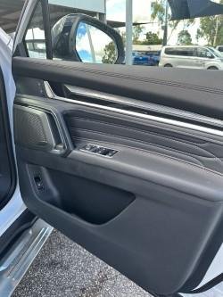 2026 LDV D90 Executive SV9A MY25 4X4 Dual Range Natural White