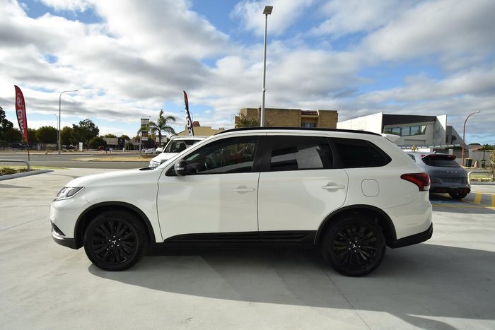 2021 Mitsubishi Outlander Black Edition