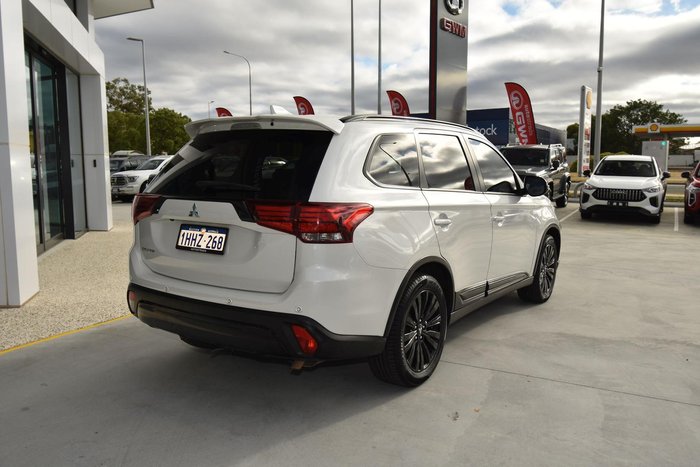 2021 Mitsubishi Outlander Black Edition