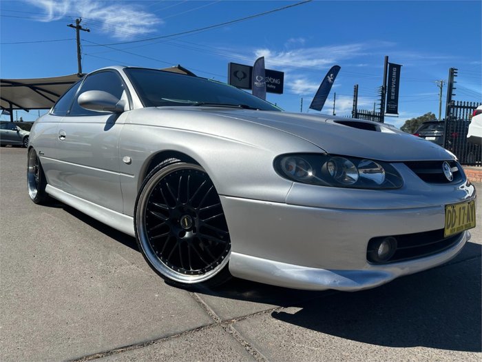2003 HOLDEN MONARO CV8