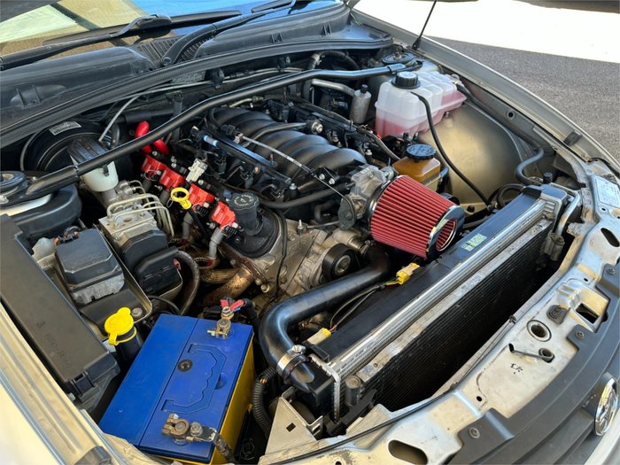 2003 HOLDEN MONARO CV8