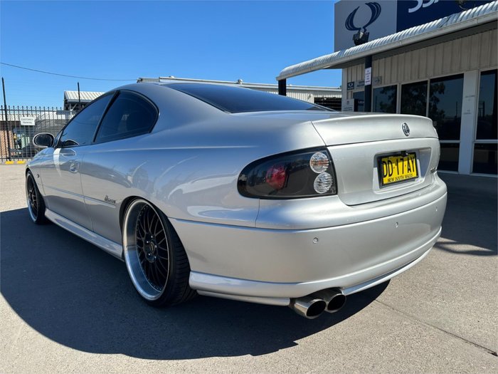 2003 HOLDEN MONARO CV8