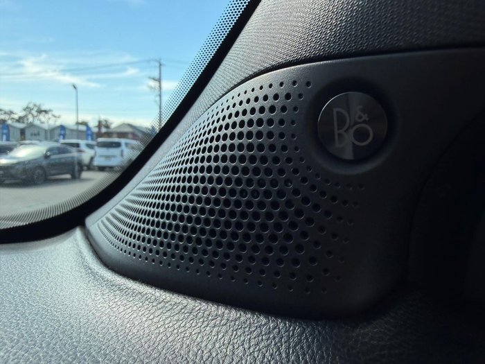 2025 Ford Everest Platinum