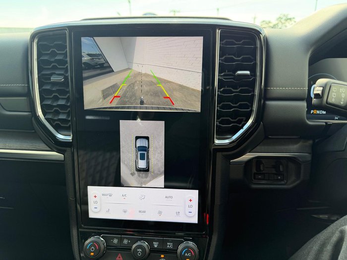 2025 Ford Everest Platinum