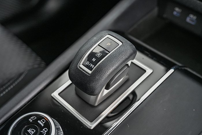 2023 Mitsubishi Outlander ES