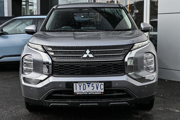 2023 Mitsubishi Outlander ES