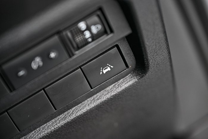 2023 Mitsubishi Outlander ES