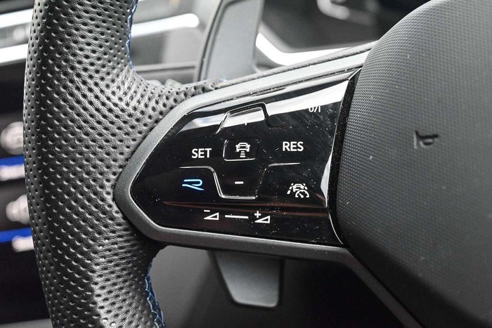 2023 Volkswagen Tiguan R
