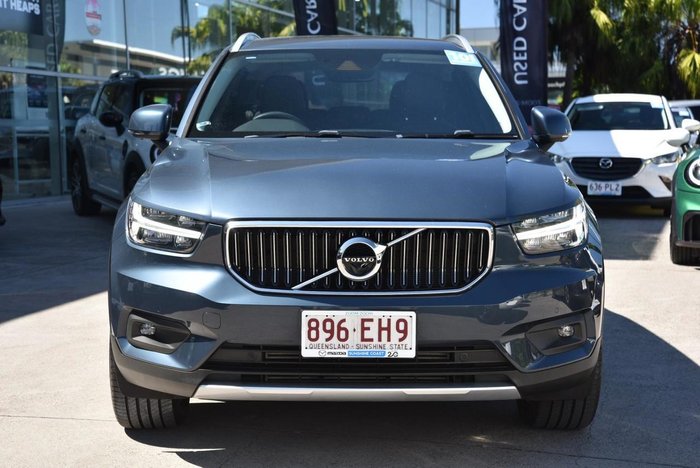 2022 Volvo XC40