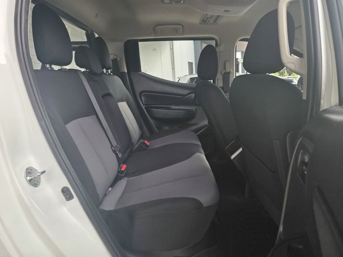 2019 Mitsubishi Triton GLX+