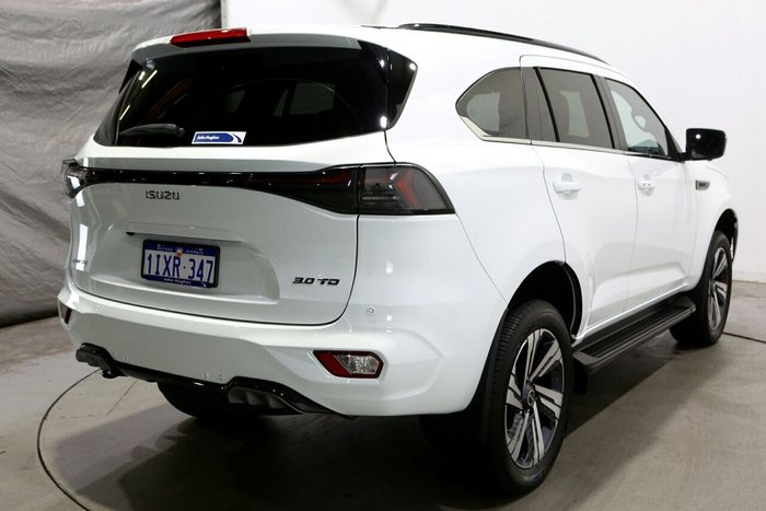 2025 Isuzu MU-X LS-T