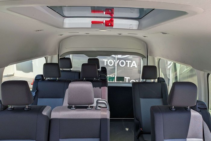 2021 Toyota Hiace Commuter