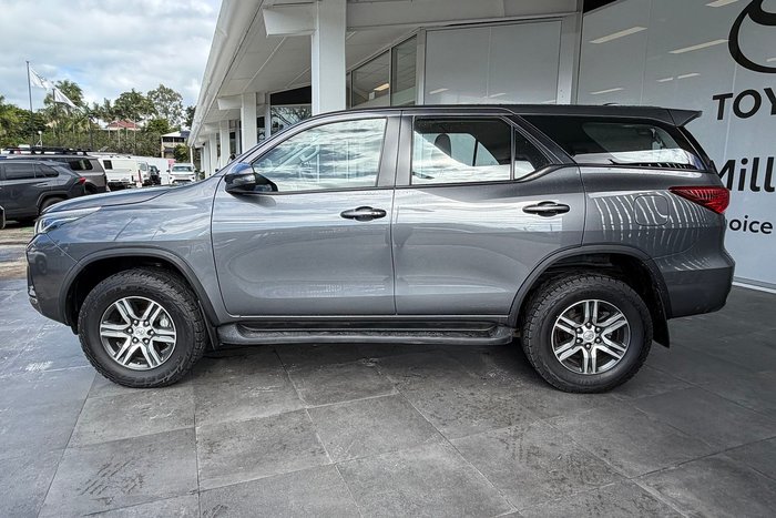 2022 Toyota Fortuner GX