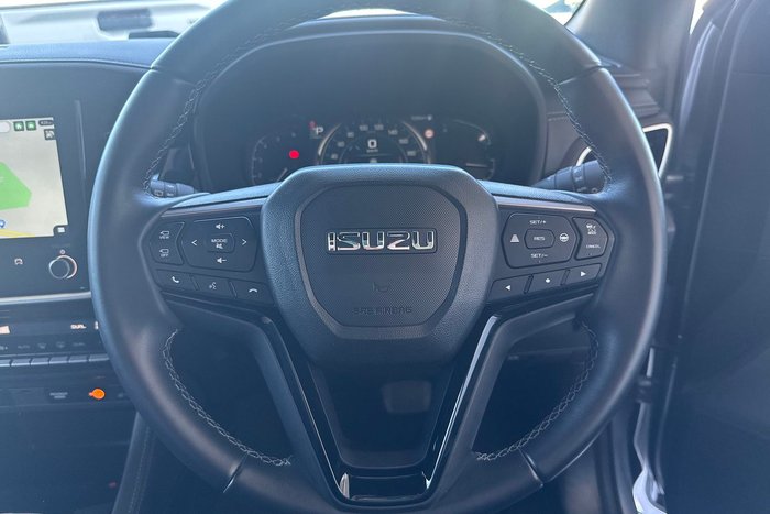 2024 Isuzu MU-X LS-T