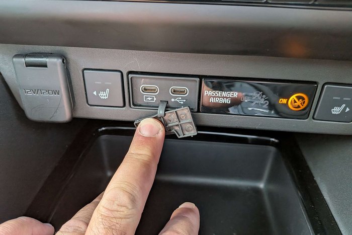 2024 Isuzu MU-X LS-T