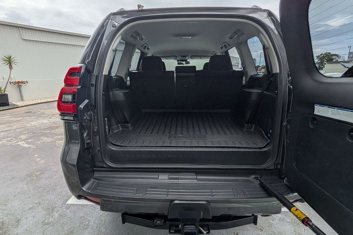 2023 Toyota Landcruiser Prado GXL