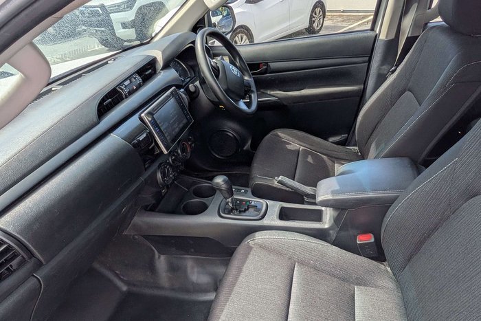 2018 Toyota Hilux SR