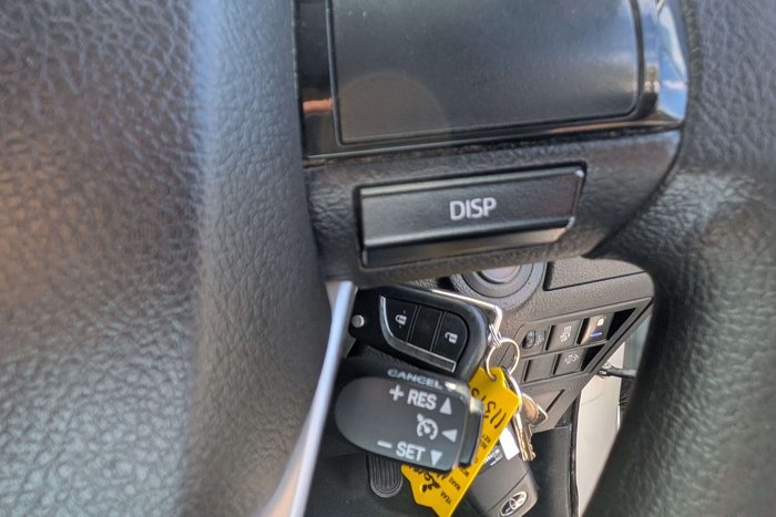 2018 Toyota Hilux SR