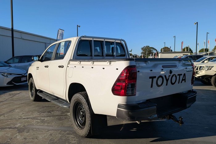 2020 Toyota Hilux SR