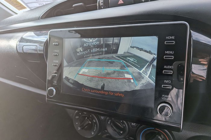 2020 Toyota Hilux SR
