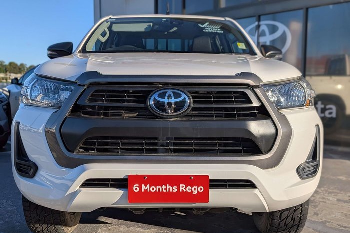 2020 Toyota Hilux SR