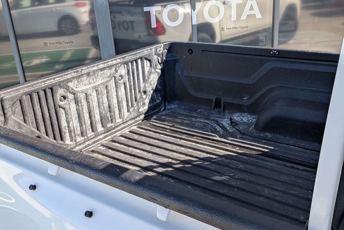 2020 Toyota Hilux SR