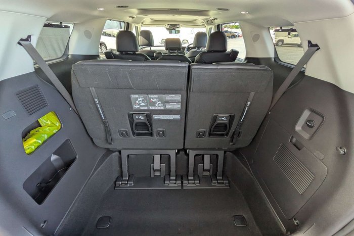 2025 Kia Carnival GT-Line HEV