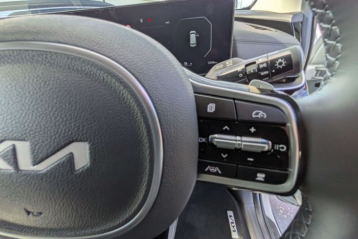 2025 Kia Carnival GT-Line HEV