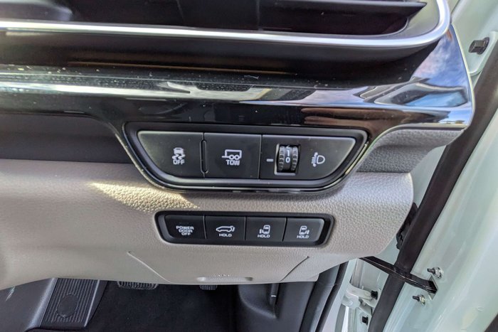 2025 Kia Carnival GT-Line HEV