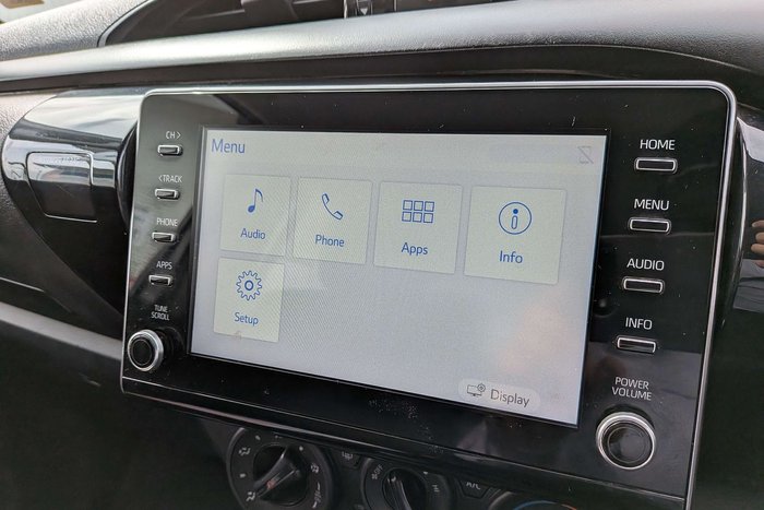 2020 Toyota Hilux SR