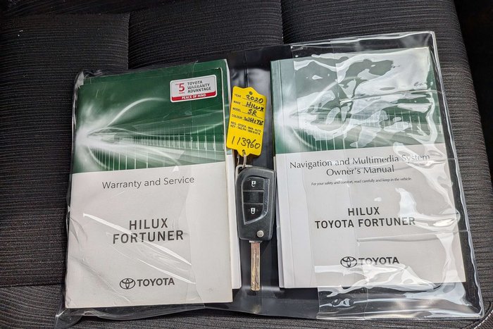 2020 Toyota Hilux SR