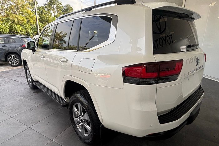 2024 Toyota Landcruiser VX
