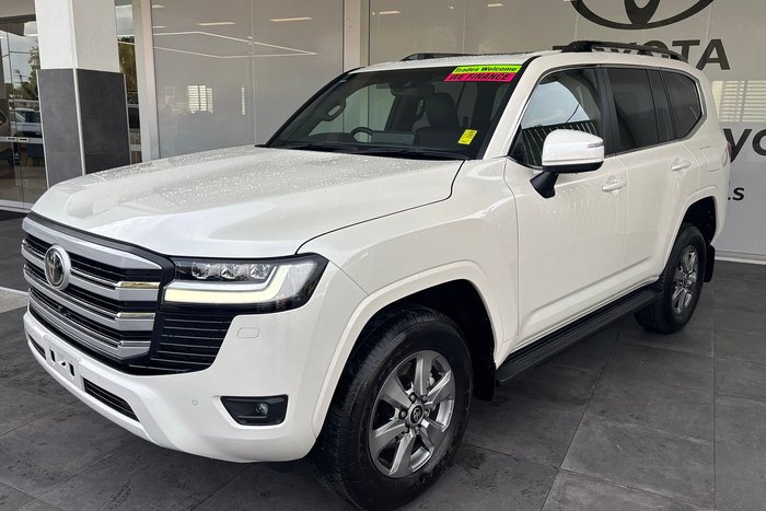 2024 Toyota Landcruiser VX