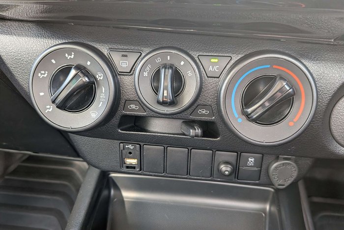 2022 Toyota Hilux SR Hi-Rider