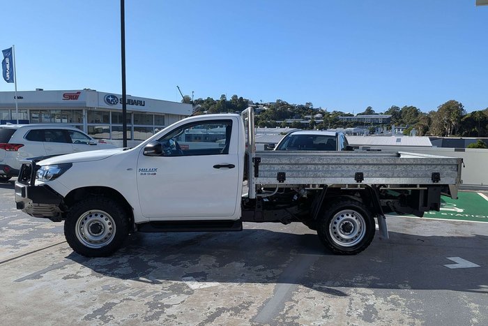 2020 Toyota Hilux SR