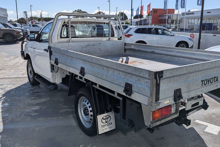 2020 Toyota Hilux SR