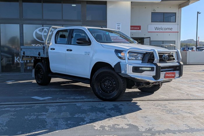2020 Toyota Hilux SR