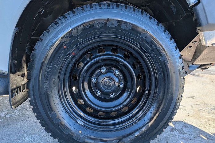 2020 Toyota Hilux SR