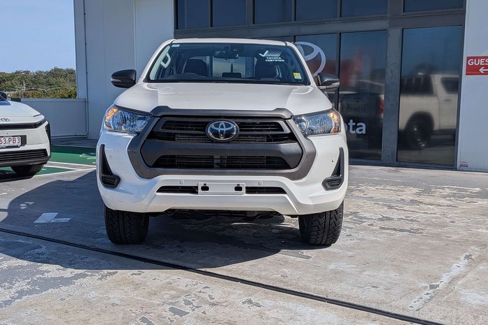 2022 Toyota Hilux SR