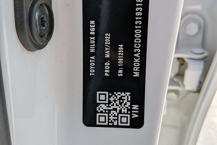 2022 Toyota Hilux SR