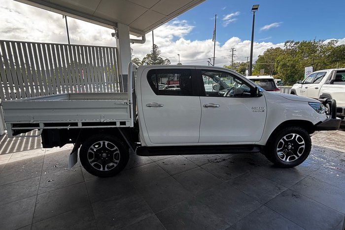 2020 Toyota Hilux SR5