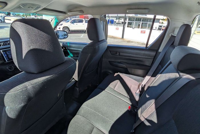 2017 Toyota Hilux SR