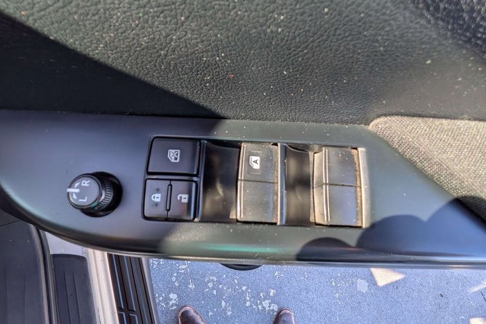 2017 Toyota Hilux SR