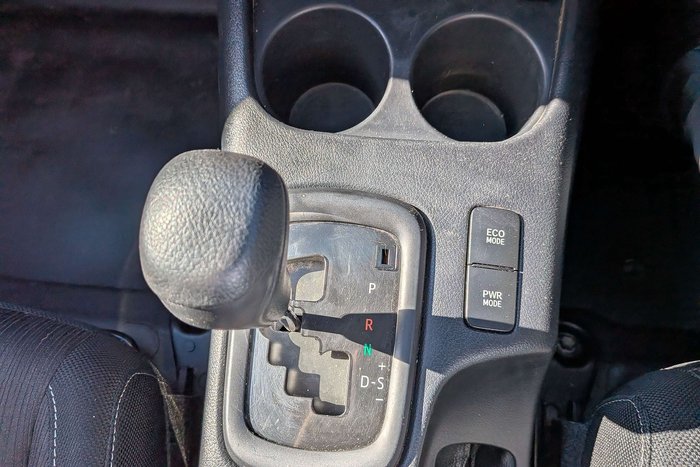 2017 Toyota Hilux SR