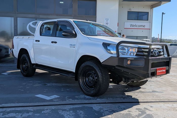 2017 Toyota Hilux SR