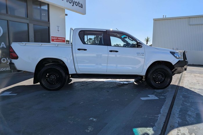 2017 Toyota Hilux SR