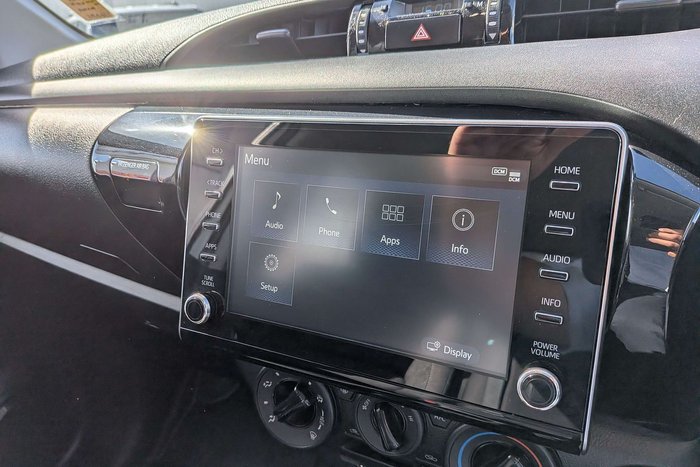 2023 Toyota Hilux SR