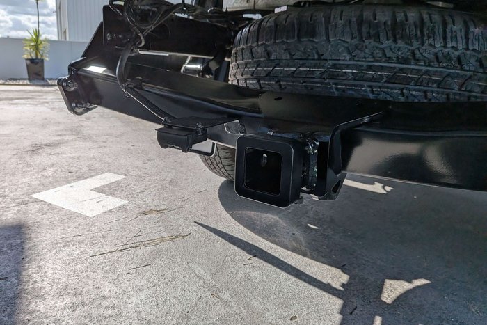 2023 Toyota Hilux SR