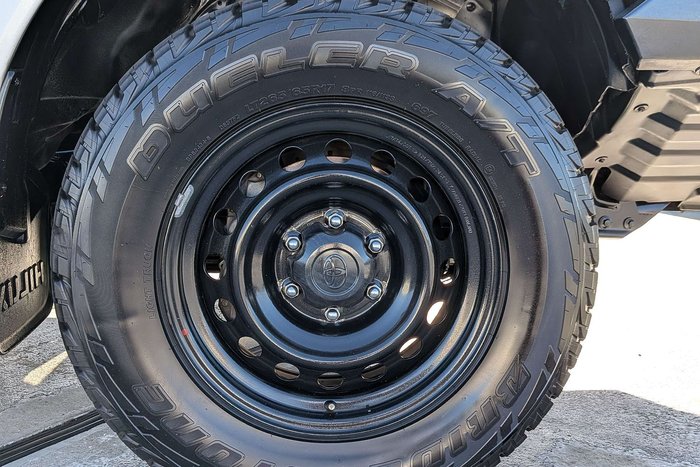 2021 Toyota Hilux SR