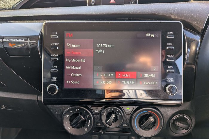 2021 Toyota Hilux SR